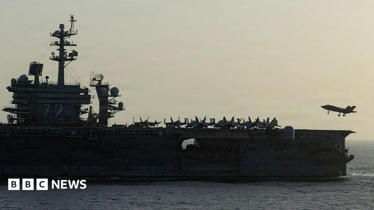 US Senators Raise Concerns Over Conditions on USS Abraham Lincoln Aircraft Carrier
